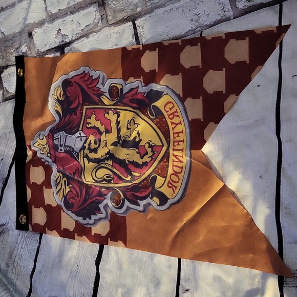Harry potter Gryffindor banner flag 12x20 - Picture 3 of 3